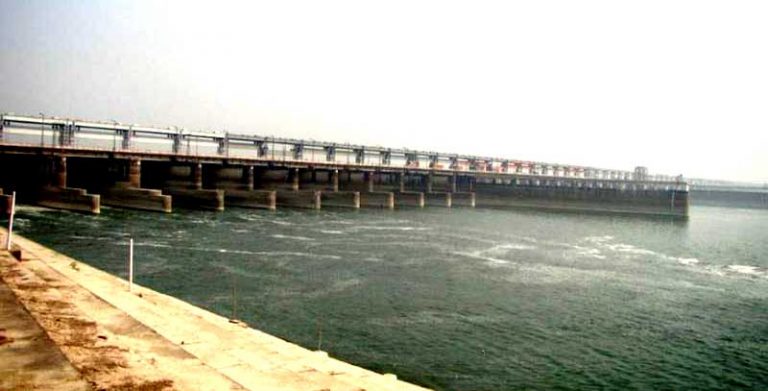 চরম হুমকিতে বাংলাদেশের নদ-নদী ও পরিবেশ