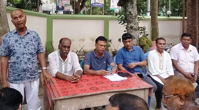 আমিনপুর থানায় দুই পক্ষের মারামারির অভিযোগ শালিসি বৈঠকে মীমাংসা
